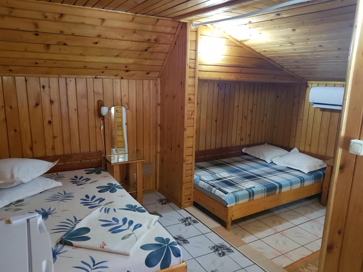 Casa Simona Hotel 2 Mai Bagian luar foto