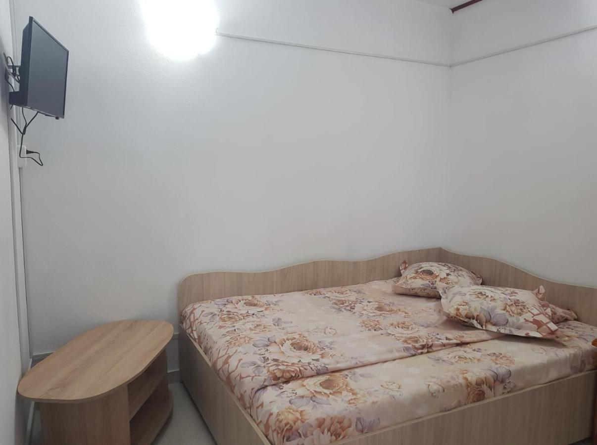 Casa Simona Hotel 2 Mai Bagian luar foto