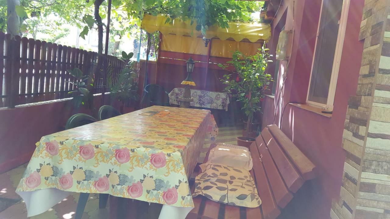 Casa Simona Hotel 2 Mai Bagian luar foto
